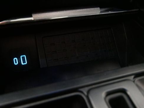 Used 2023 Ford F150 Lariat w/ Equipment Group 502A High image 27