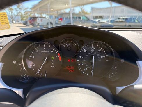 Used 2015 MAZDA MX-5 Miata Club image 23