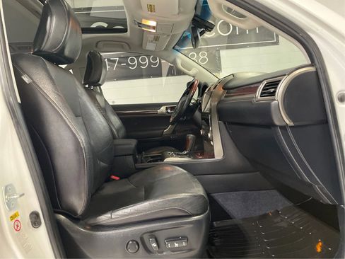 Used 2015 Lexus GX 460 image 14