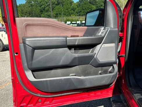 Certified 2022 Ford F150 Lariat AWD/4WD image 10