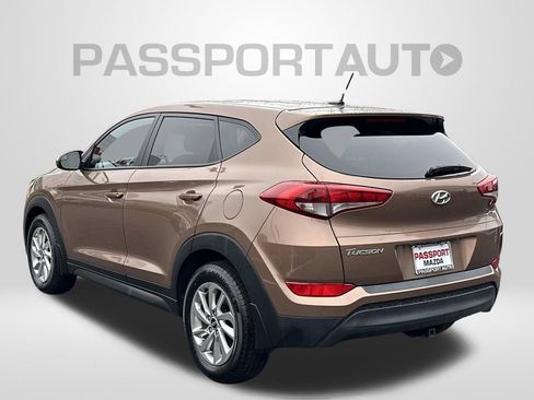 Used 2016 Hyundai Tucson SE FWD image 2