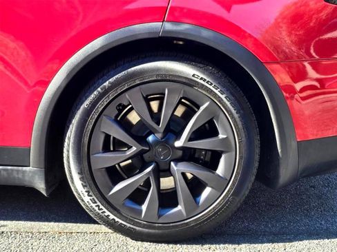 Used 2023 Tesla Model X AWD image 15