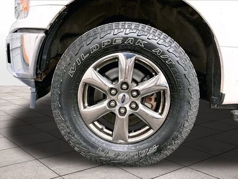 Used 2020 Ford F150 XLT w/ Equipment Group 302A Luxury AWD/4WD image 8
