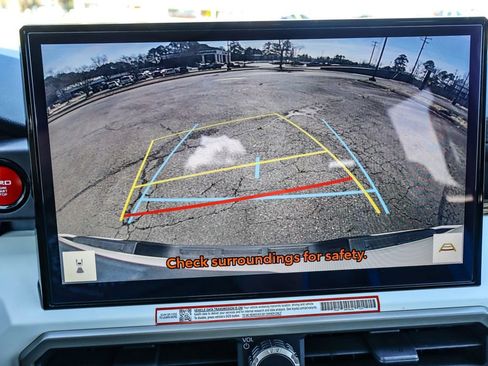 Used 2024 Toyota Tacoma TRD Sport RWD image 31