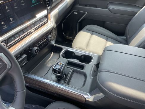New 2026 Chevrolet Silverado 1500 RST w/ RST All Star Premium Package AWD/4WD image 17