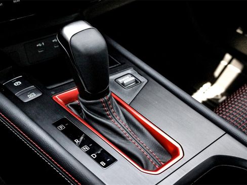 New 2025 Nissan Kicks SR image 18