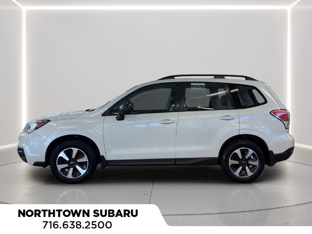 Used 2018 Subaru Forester 2.5i w/ Alloy Wheel Package AWD/4WD image 2