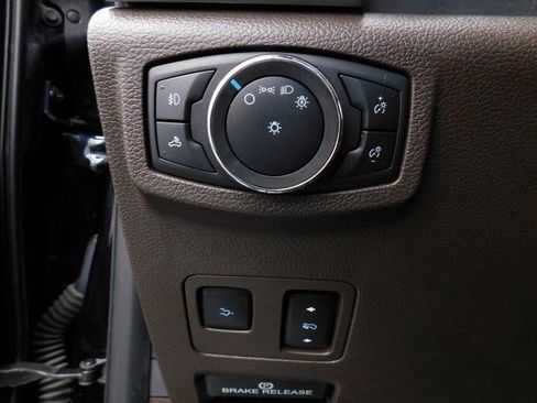 Used 2022 Ford F350 King Ranch w/ FX4 Off-Road Package image 33