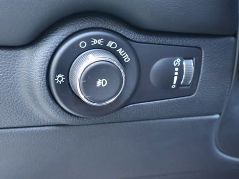 Used 2023 Dodge Durango Citadel image 23