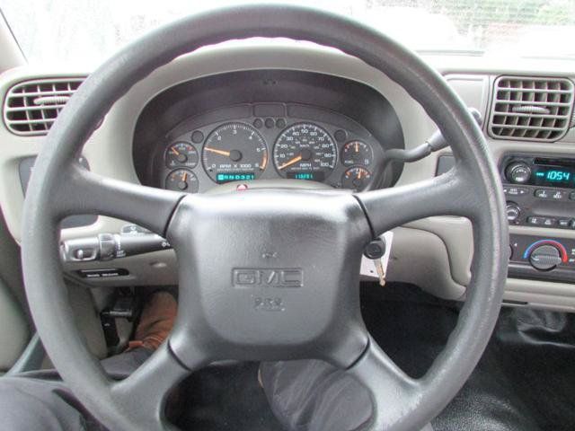 Used 2002 GMC Sonoma SL w/ Marketing Option Pkg RWD image 9