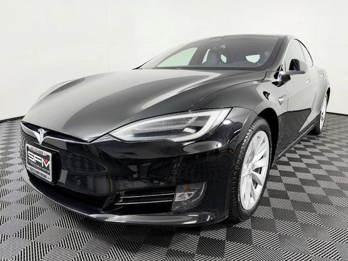 Used 2018 Tesla Model S 75D AWD/4WD image 3