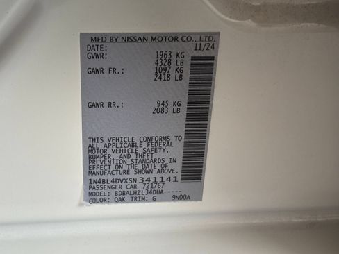 Used 2025 Nissan Altima 2.5 SV FWD image 29