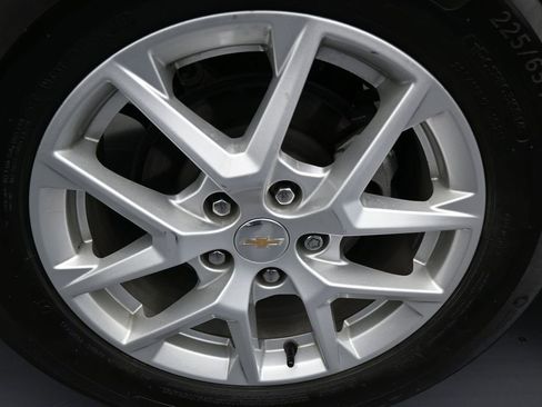 Used 2023 Chevrolet Equinox LS FWD image 39