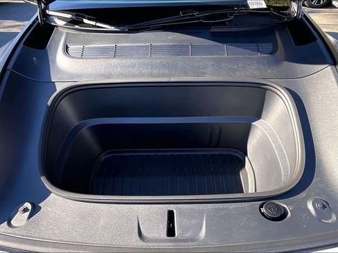 Used 2026 Tesla Model Y AWD image 12