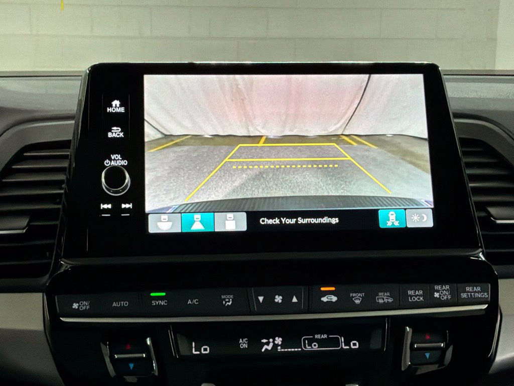 Used 2025 Honda Odyssey Sport-L image 16