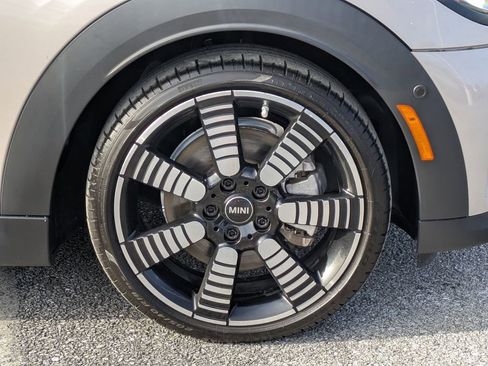 Used 2023 MINI Cooper S image 11