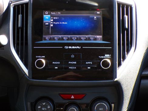 Used 2018 Subaru Crosstrek 2.0i Premium image 15