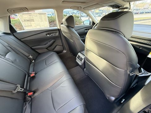 New 2025 Honda Accord EX-L image 38