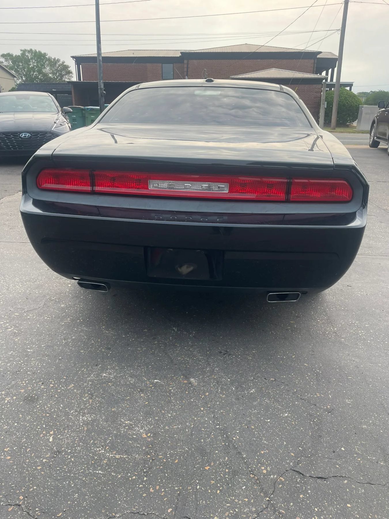 Used 2014 Dodge Challenger SXT RWD image 5