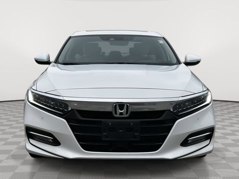 Certified 2019 Honda Accord Touring image 2