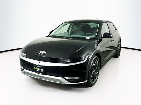 Used 2024 Hyundai Ioniq 5 SEL image 3