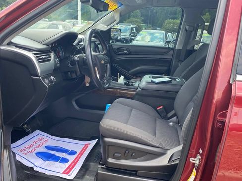 Used 2019 Chevrolet Tahoe LS w/ Enhanced Driver Alert Package RWD image 6