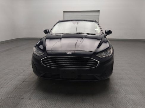 Used 2020 Ford Fusion SE FWD image 15