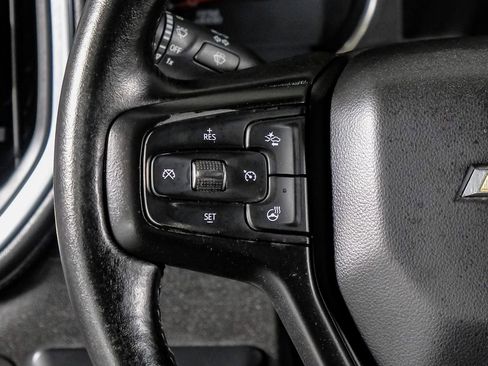 Used 2022 Chevrolet Silverado 2500 LT w/ Convenience Package image 17