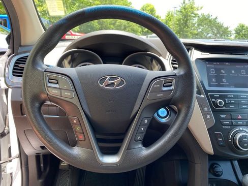 Used 2018 Hyundai Santa Fe Sport w/ 2.4L Value Package 02 FWD image 11