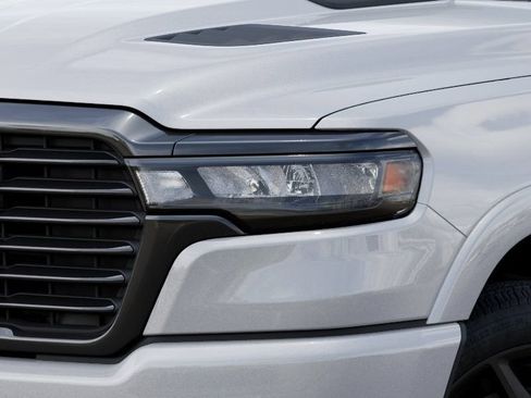 New 2026 RAM 1500 Laramie AWD/4WD image 10
