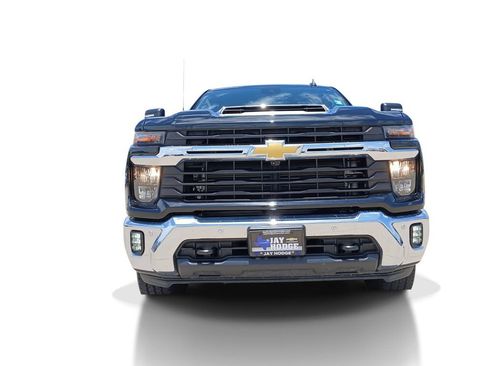 Certified 2025 Chevrolet Silverado 3500 LT w/ Safety Package AWD/4WD image 32