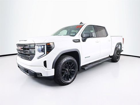 Used 2025 GMC Sierra 1500 Elevation image 3