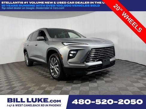 Used 2025 Buick Enclave Preferred image 1