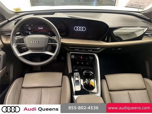 Certified 2025 Audi Q5 2.0T Premium Plus w/ Premium Plus image 14