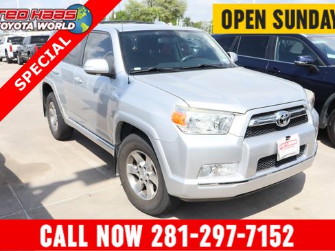 Used 2013 Toyota 4Runner SR5 image 1