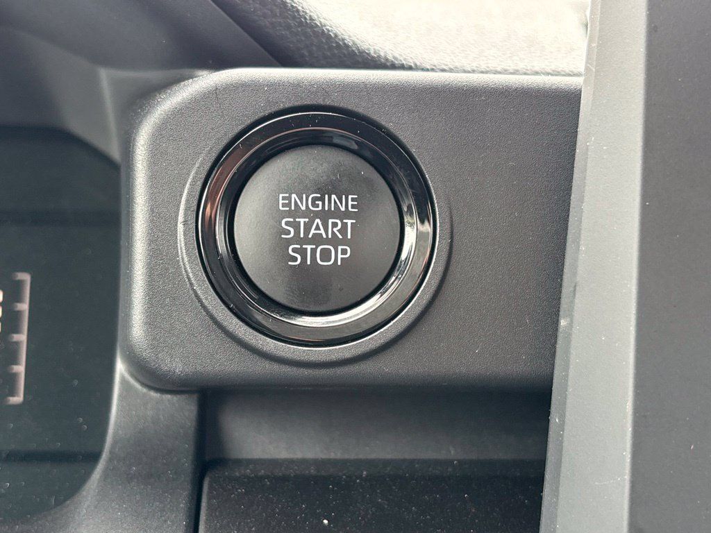 Used 2026 Toyota Tacoma SR5 AWD/4WD image 47