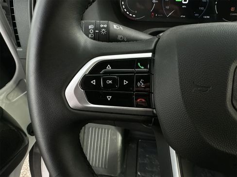 Used 2024 RAM ProMaster 3500 w/ Delivery Van Package image 20