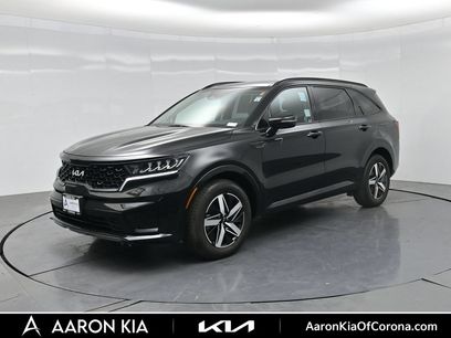 Used 2023 Kia Sorento S w/ Panoramic Sunroof Package