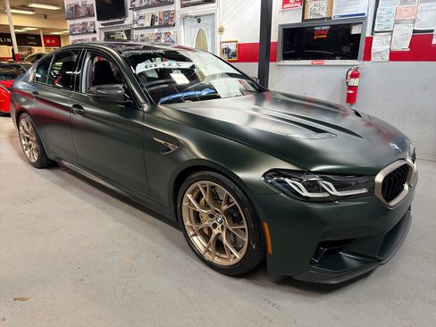 Used 2022 BMW M5 CS image 3
