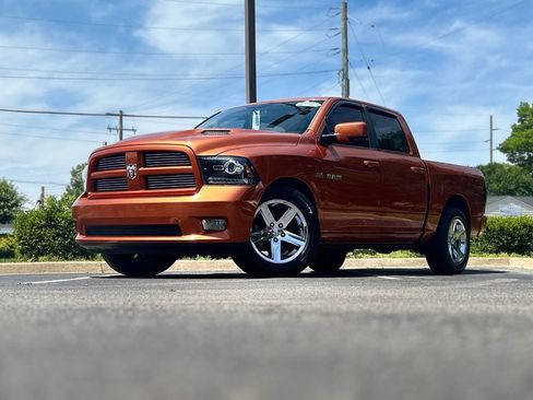 Used 2010 Dodge Ram 1500 Truck Sport RWD image 2