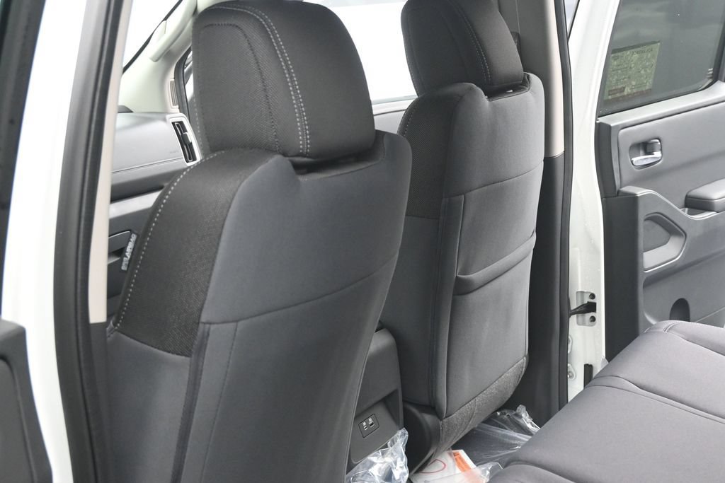 New 2026 Nissan Frontier SV w/ Tow Package AWD/4WD image 17