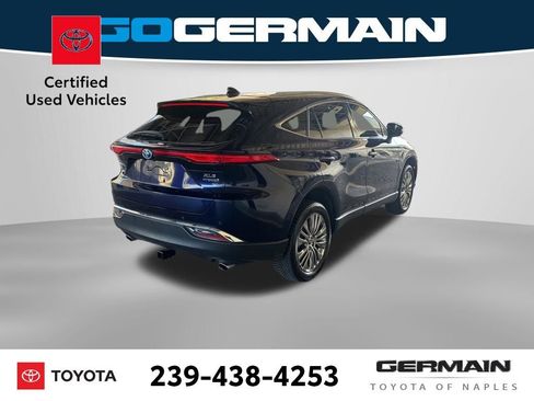 Certified 2021 Toyota Venza XLE w/ Softex Package image 7