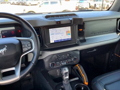 Certified 2022 Ford Bronco Badlands image 6