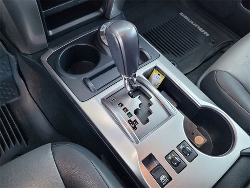 Certified 2020 Toyota 4Runner SR5 Premium image 18