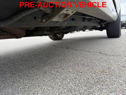 Used 2012 Ford Expedition Limited RWD image 28