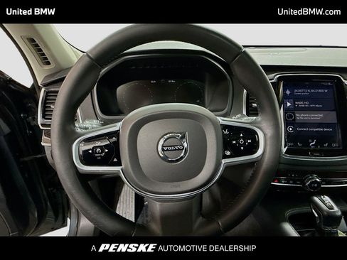 Used 2019 Volvo XC60 T5 Momentum w/ Multimedia Package image 6