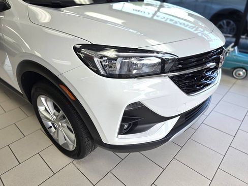 Used 2023 Buick Encore GX Preferred w/ Cold Weather Comfort Package AWD/4WD image 5
