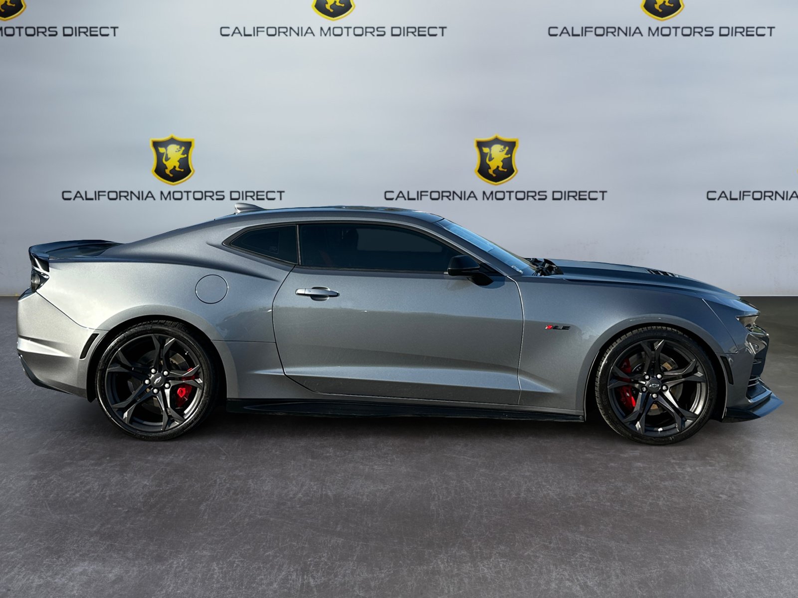 Used 2021 Chevrolet Camaro SS RWD image 6