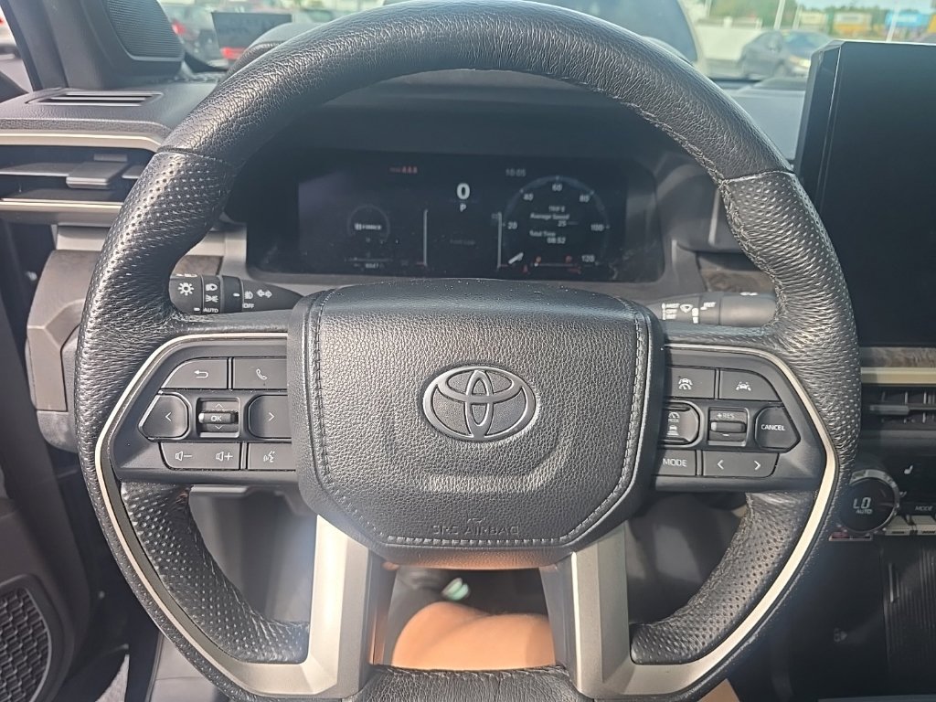 Used 2024 Toyota Tacoma Limited w/ Limited Package (LT) AWD/4WD image 14