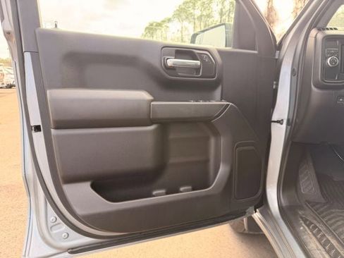 Used 2024 GMC Sierra 1500 Pro w/ Graphite Edition image 4